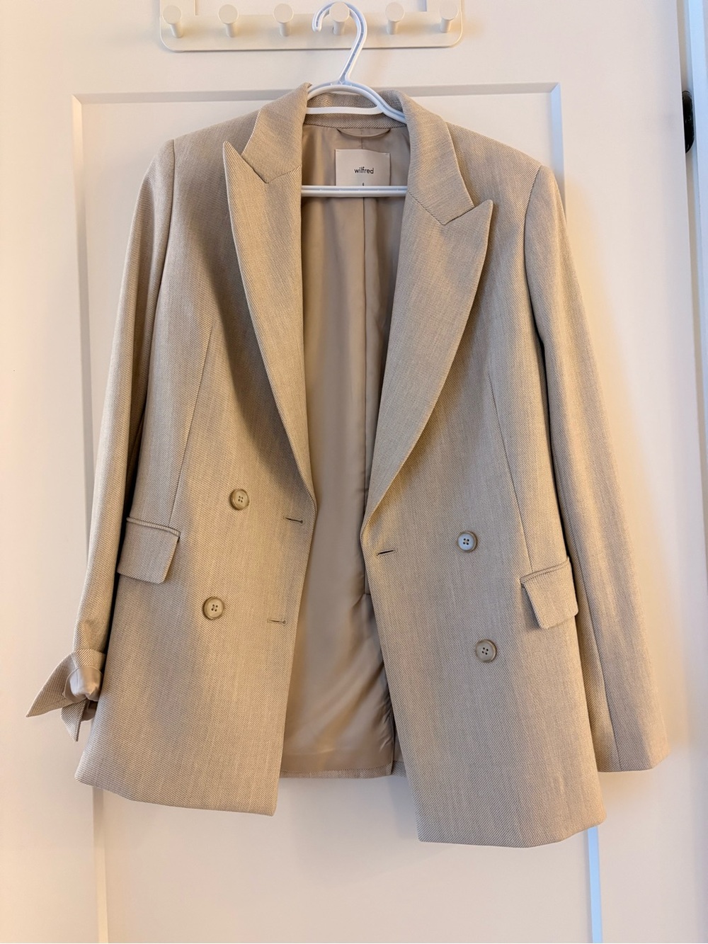 *NWT* Aritzia Wilfred Margeaux Blazer